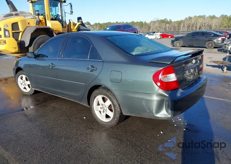 2004 Toyota Camry Se V6 z USA, uszkodzony, nr VIN 4T1BA32K54U504219